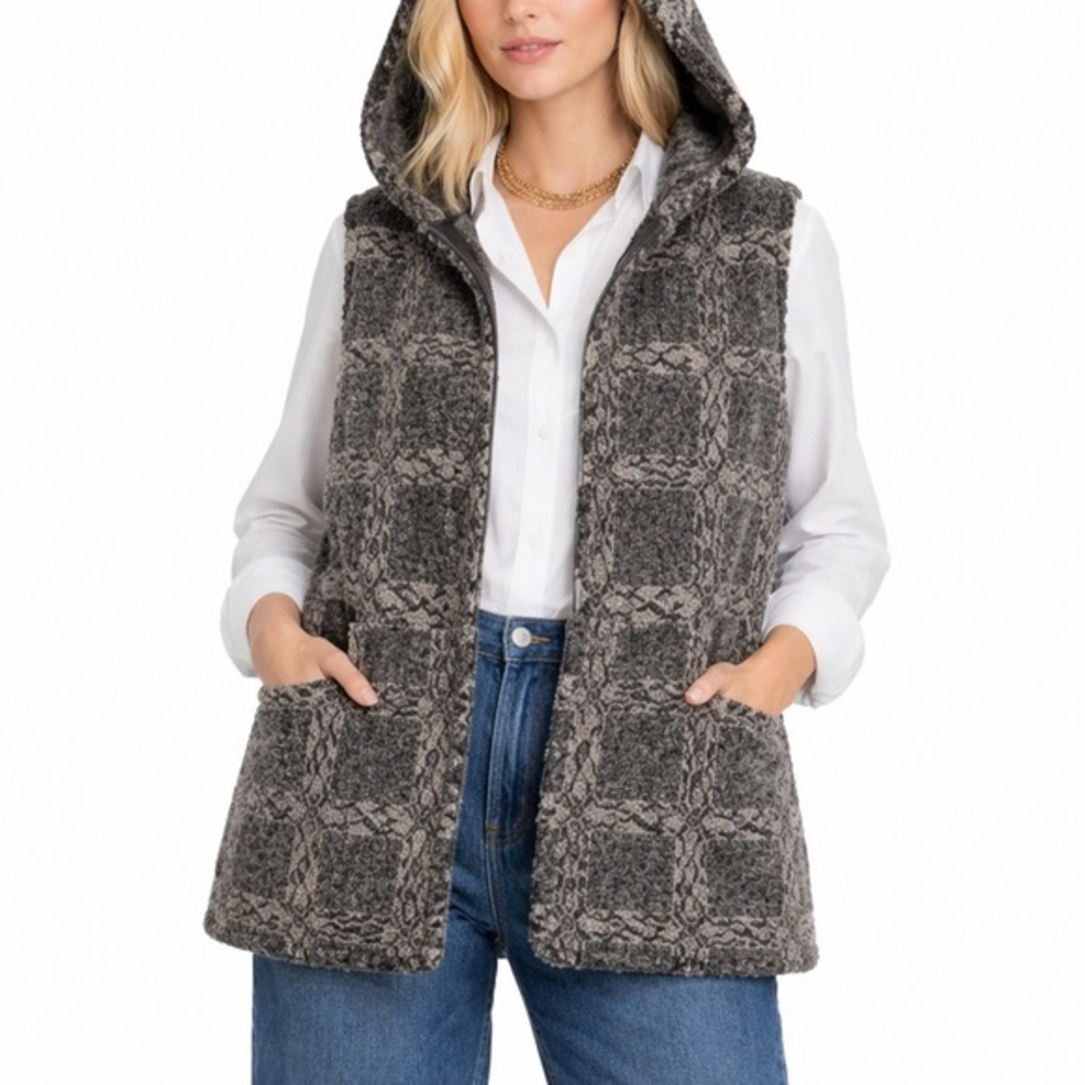 Y2K Faux Fur Hooded Zip Front Vest Medium Fuzzy Pockets NWOT gray tones